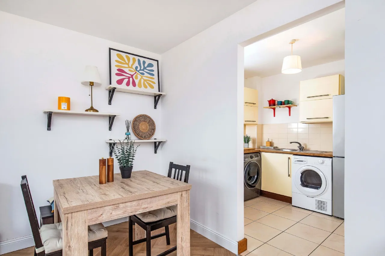 Photo of 17 Fairview Close, Drumcondra, Dublin 3, D03 K955