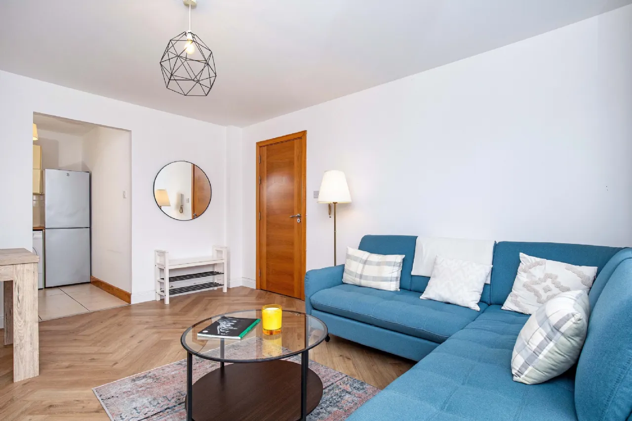 Photo of 17 Fairview Close, Drumcondra, Dublin 3, D03 K955