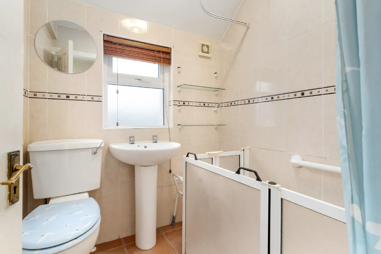 Photo of 37 Beech Hill Drive, Donnybrook, Dublin 4, DO4 W2NO