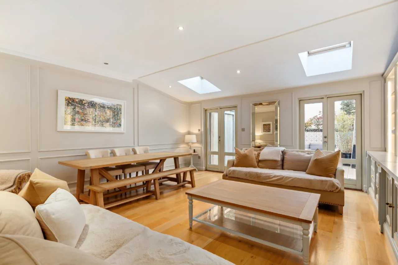 Photo of 15 Linden Place, Grove Avenue, Blackrock, Co Dublin, A94 HW82