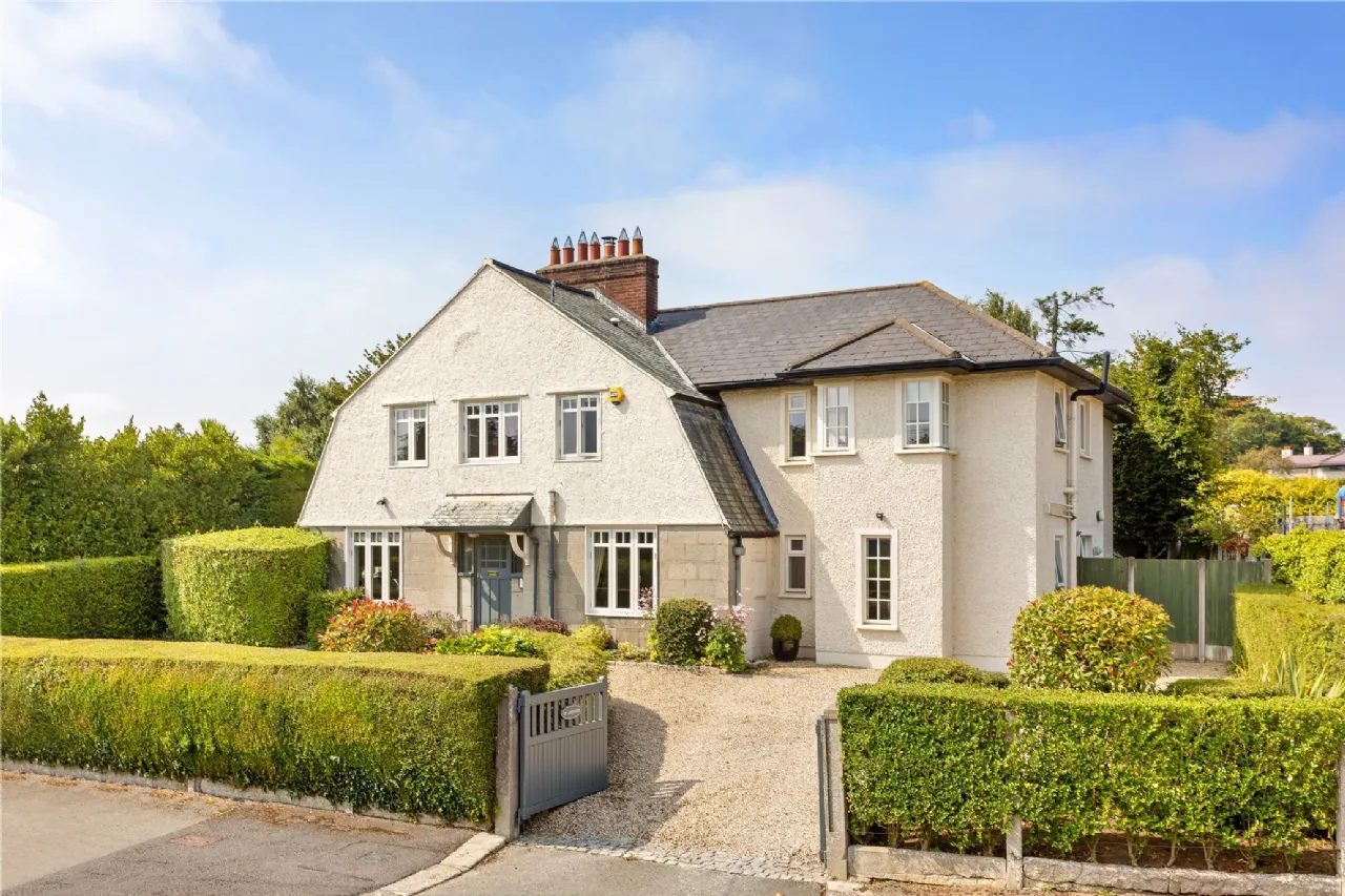 Photo of St Andrews, Gordon Avenue, Foxrock, Dublin 18, D18 K7V7