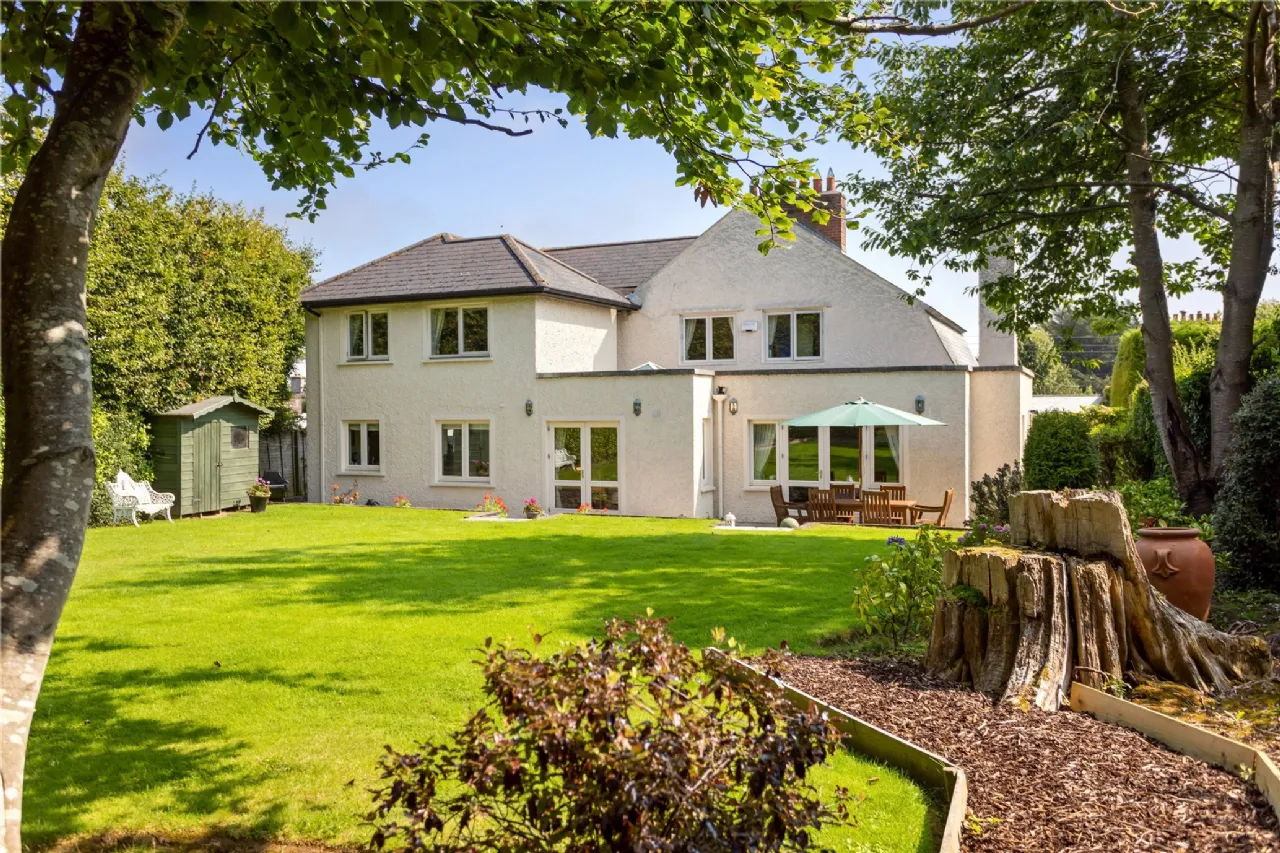 Photo of St Andrews, Gordon Avenue, Foxrock, Dublin 18, D18 K7V7