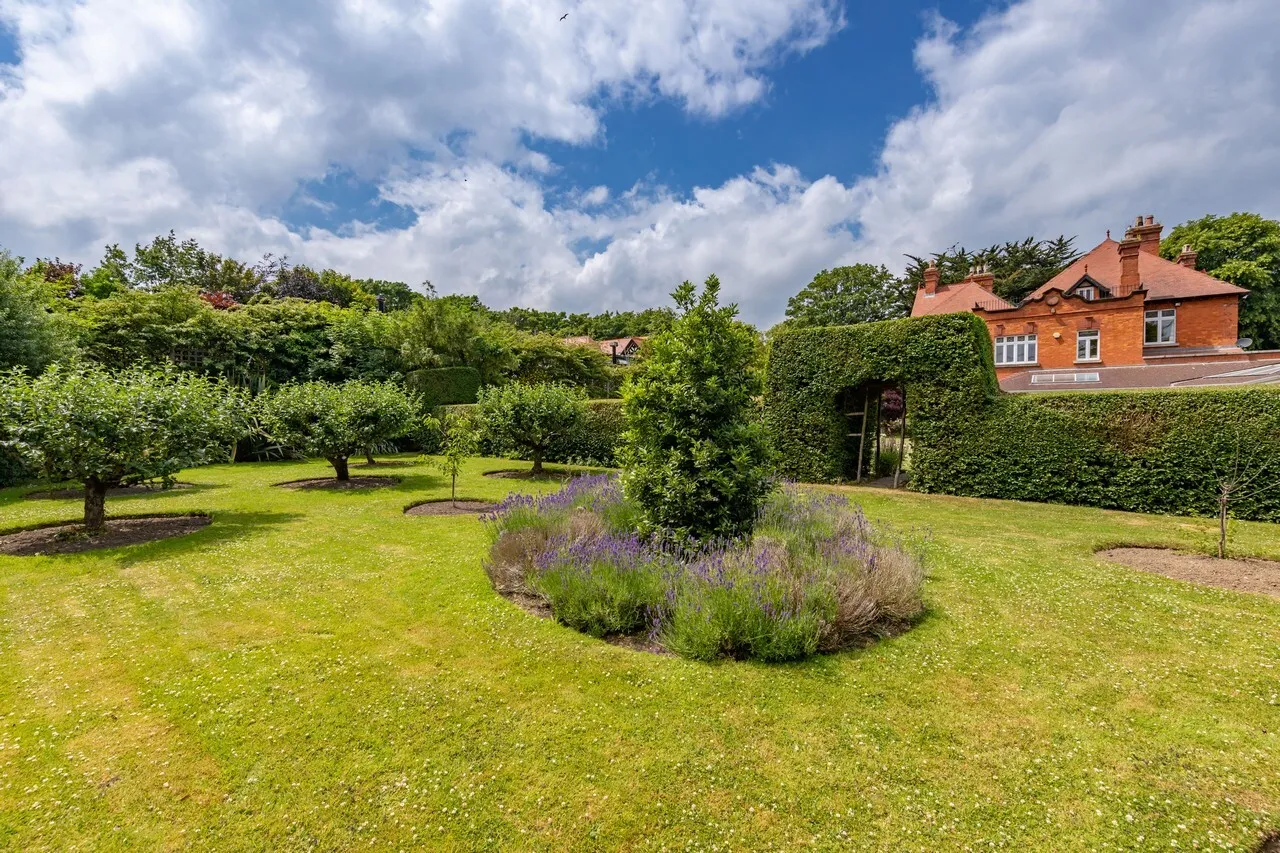 Photo of Melfort, 19 Shrewsbury Road, Ballsbridge, Dublin 4, D04 T0H7