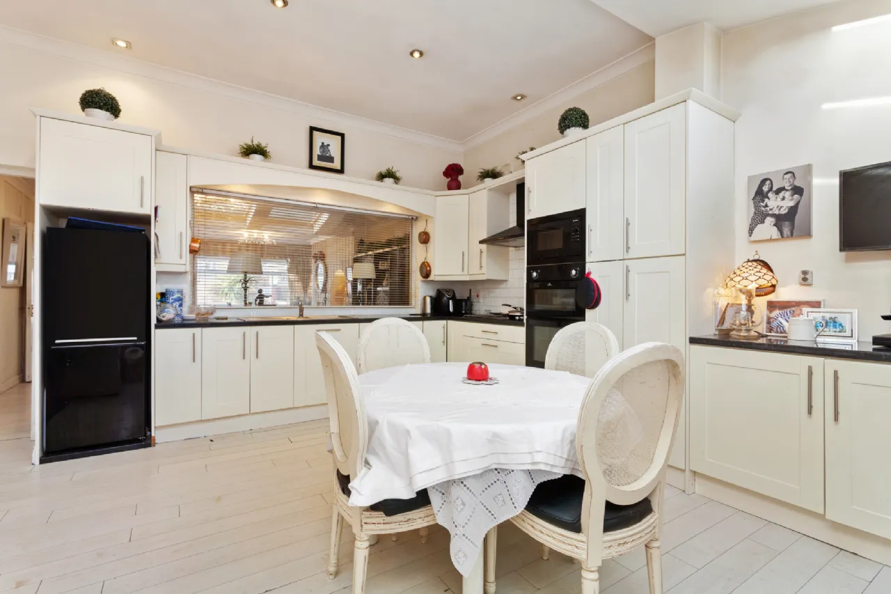 Photo of 21 Shanowen Avenue, Santry, Dublin 9, D09 N5C8