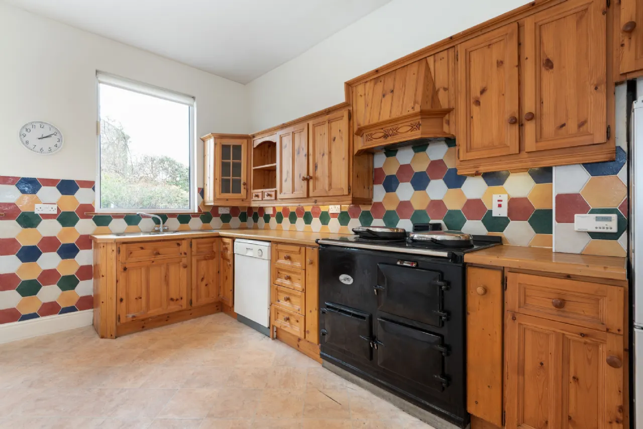 Photo of 18 Newbridge Avenue, Sandymount, Dublin 4, D04 W6V6