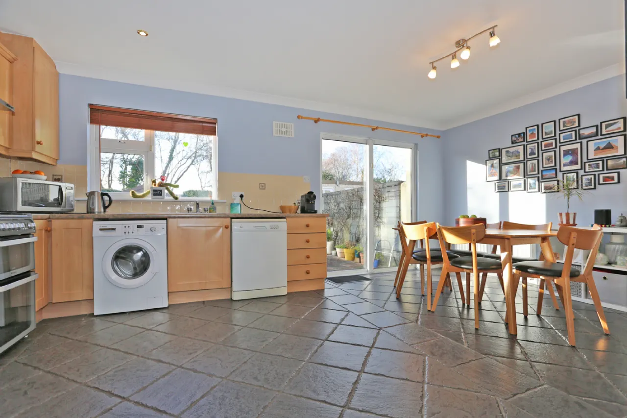 Photo of 6 Crestwood, Kilteragh, Dooradoyle, Limerick, V94C1XF