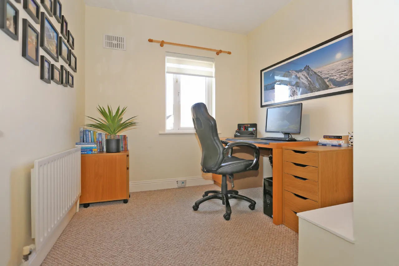 Photo of 6 Crestwood, Kilteragh, Dooradoyle, Limerick, V94C1XF