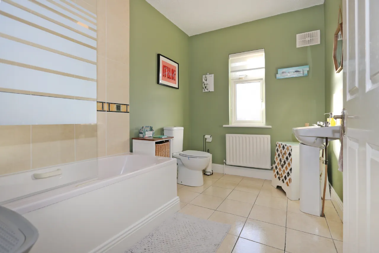 Photo of 6 Crestwood, Kilteragh, Dooradoyle, Limerick, V94C1XF