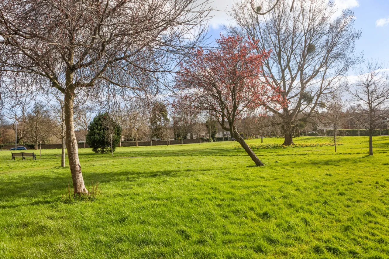 Photo of 63 Kerrymount Rise, Foxrock, Dublin 18, D18 V8C1