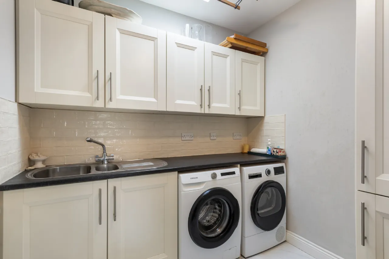 Photo of 63 Kerrymount Rise, Foxrock, Dublin 18, D18 V8C1