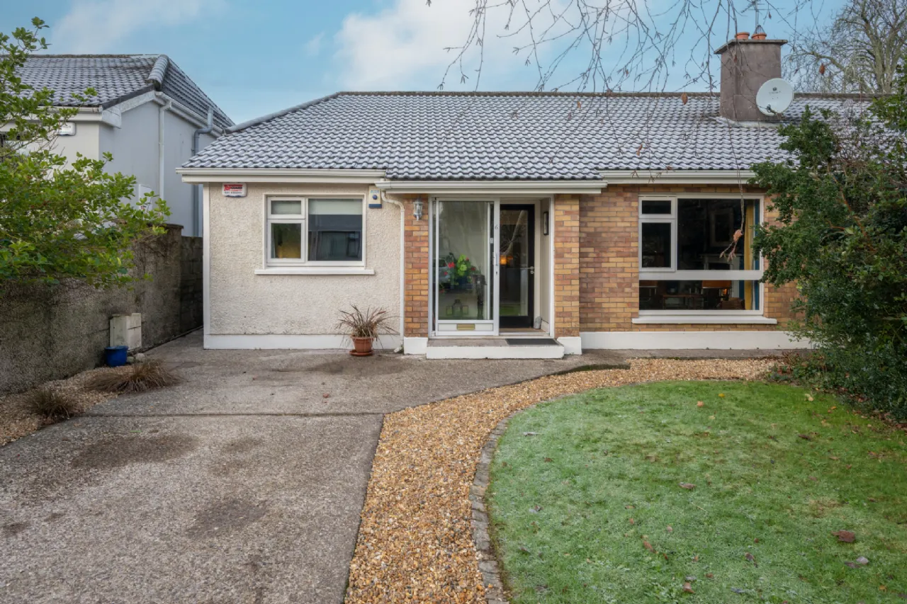 Photo of 6 Manor Lawn, Thornbury View, Rochestown, Cork, T12 YFC7