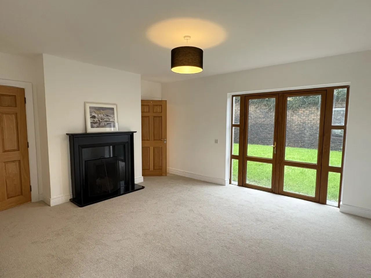 Photo of 16 Racecourse Lawns, Westport Road, Clifden, H71X092