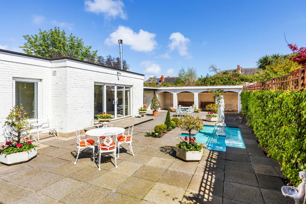 Photo of Manaton, 124 Stillorgan Road, Donnybrook, Dublin 4, D04 Y0F8