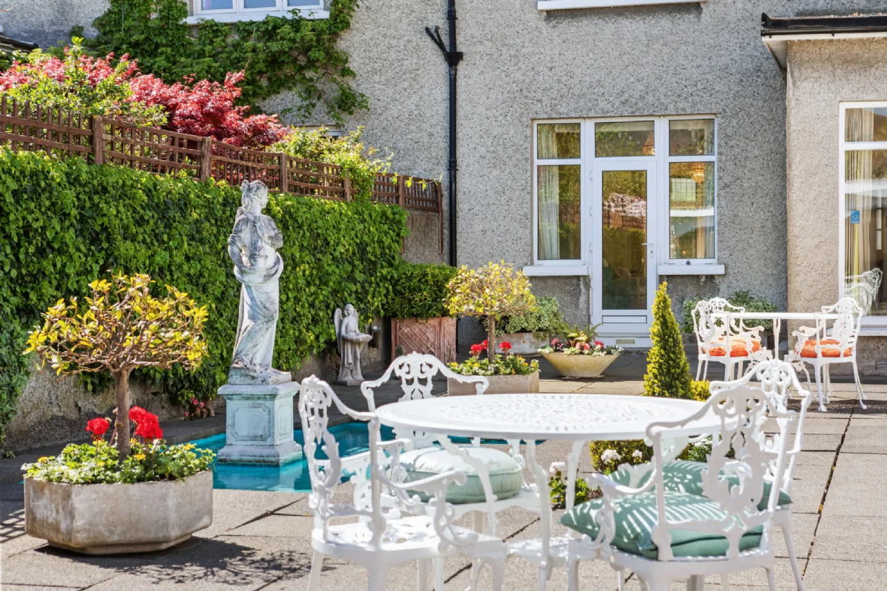 Photo of Manaton, 124 Stillorgan Road, Donnybrook, Dublin 4, D04 Y0F8