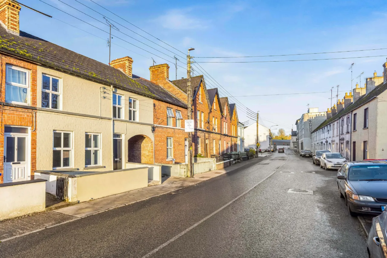 Photo of 6 Carn Gardens, Newtownbutler Rd, Clones, Co. Monaghan, H23AD81