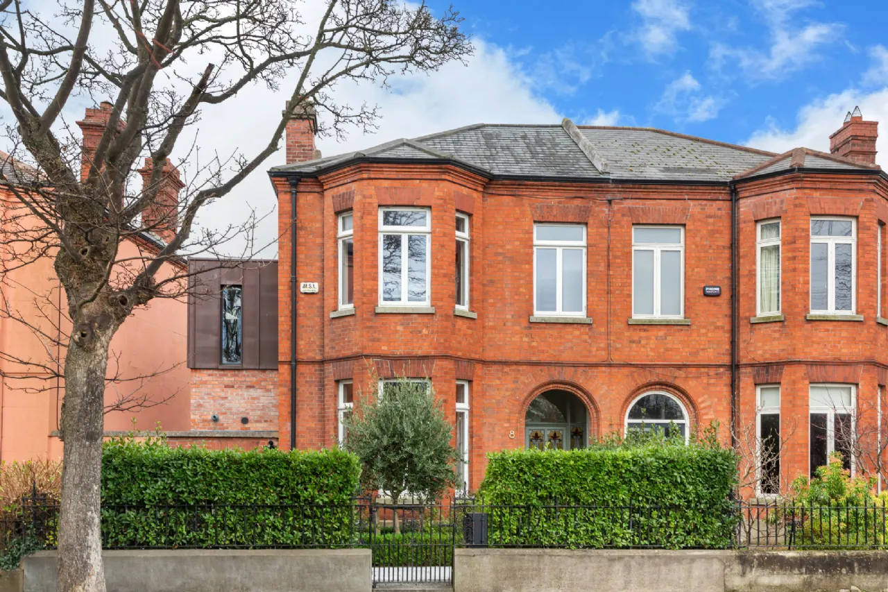 Photo of 8 Mount Eden Road, Donnybrook, Dublin 4, D04 X7P1