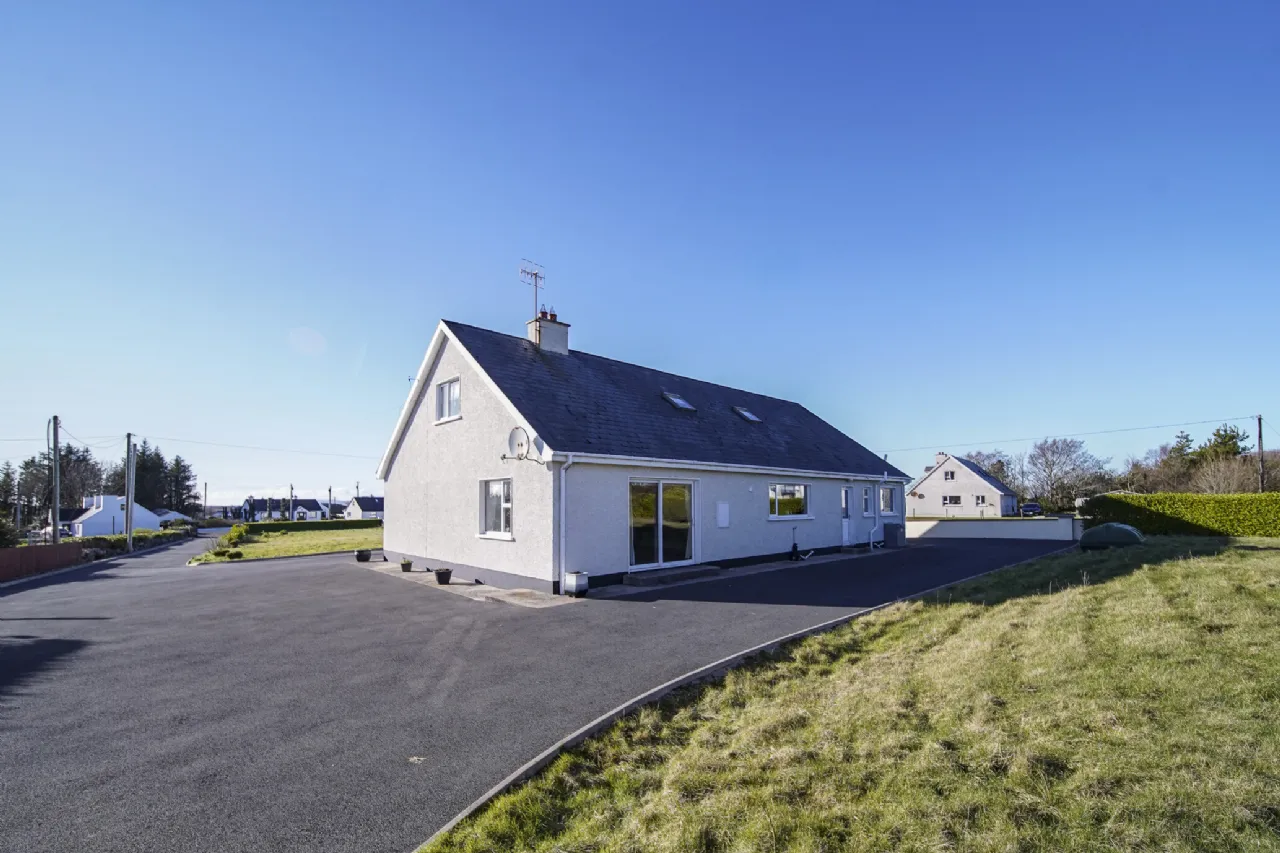 Photo of Middle Dore, Bunbeg, Co. Donegal, F92P5Y9