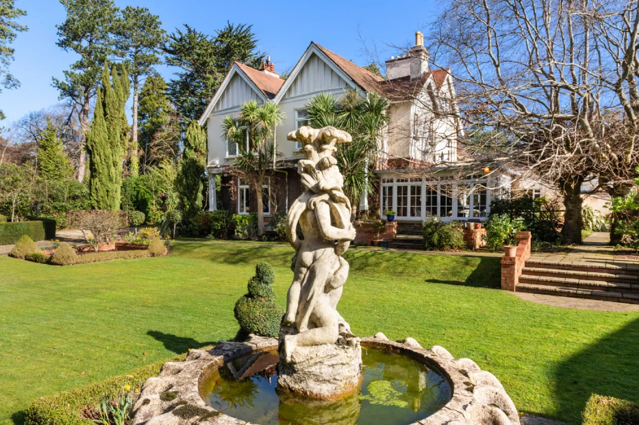 Photo of Craigholm, Brighton Road, Foxrock, Dublin 18, D18 H1F3