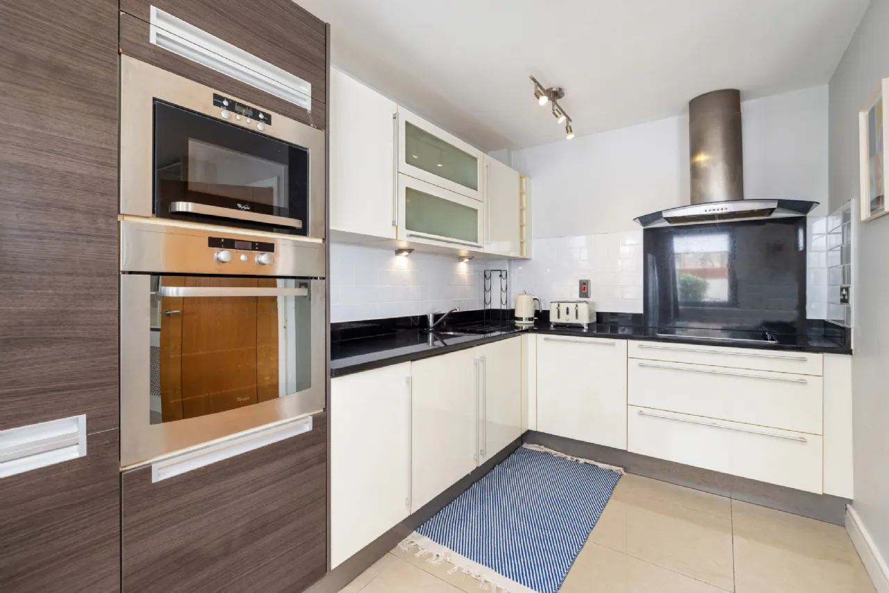 Photo of 6 Le Hunt House, Brennanstown Square, Cabinteely, Dublin 18, D18 E433