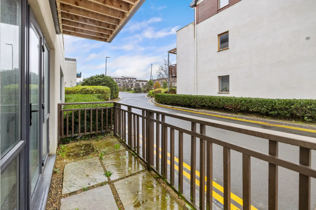 Photo of 6 Le Hunt House, Brennanstown Square, Cabinteely, Dublin 18, D18 E433