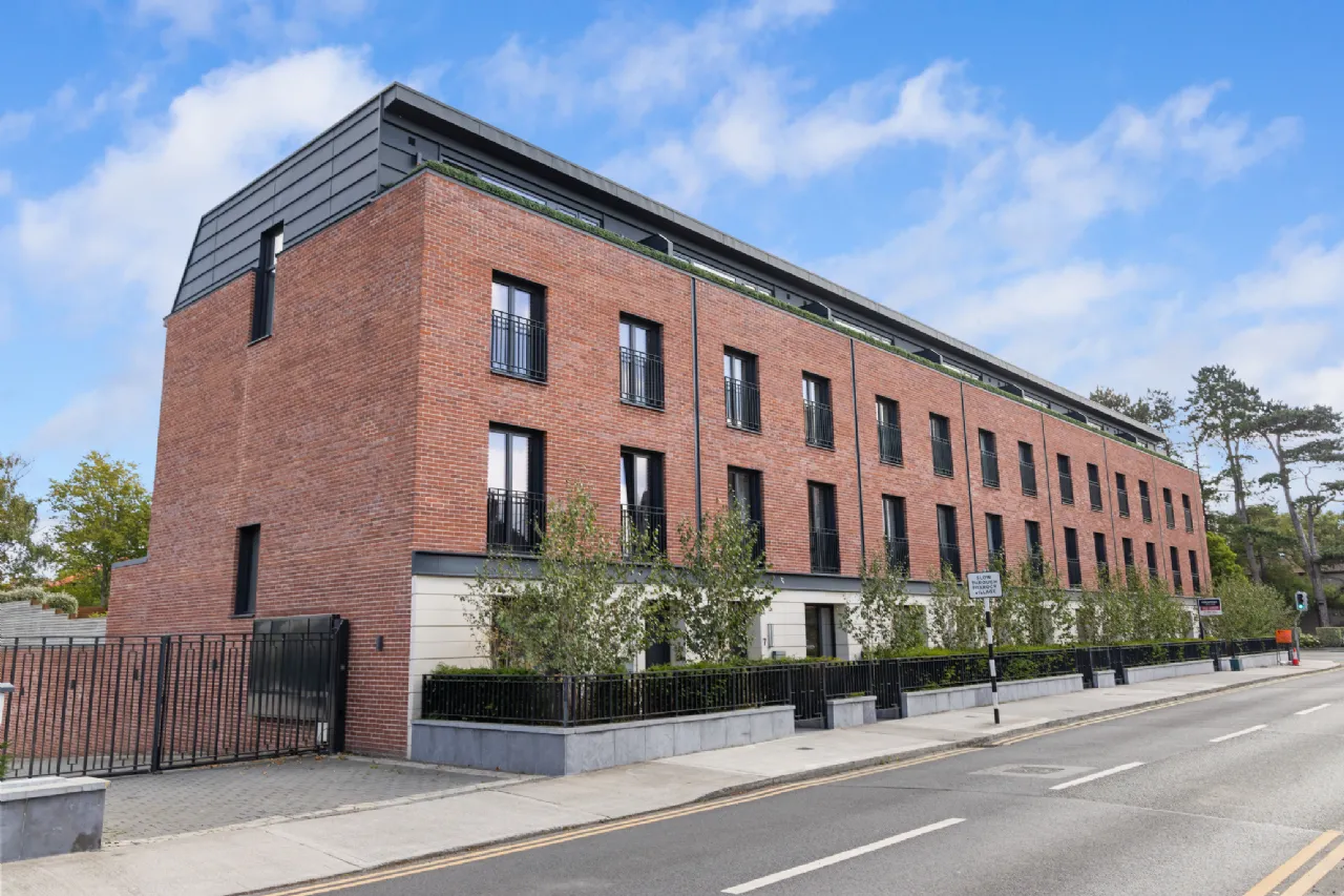 Photo of 7 The Terrace, Torquay Road, Foxrock, Dublin 18, D18 RRK5