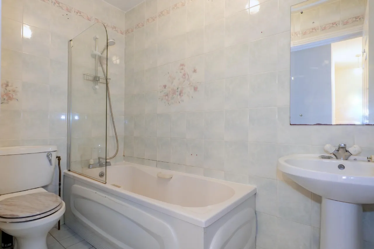 Photo of 25 Glenmore, College Road, Galway, H91 RX93