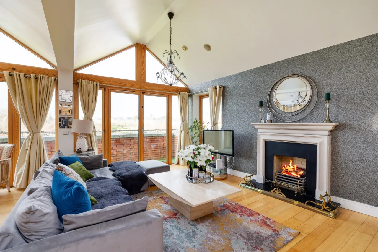 Photo of 18 Alder Lodge, Farmleigh Avenue, Farmleigh Woods, Castleknock, D15 N242