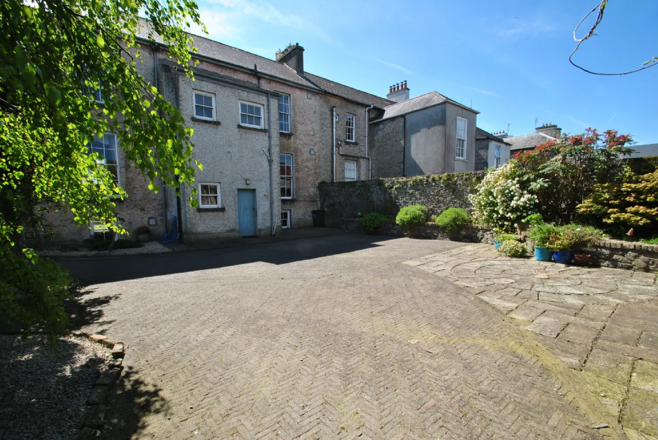 Photo of 4 John's Mall, Birr, Co Offaly, R42 VO45