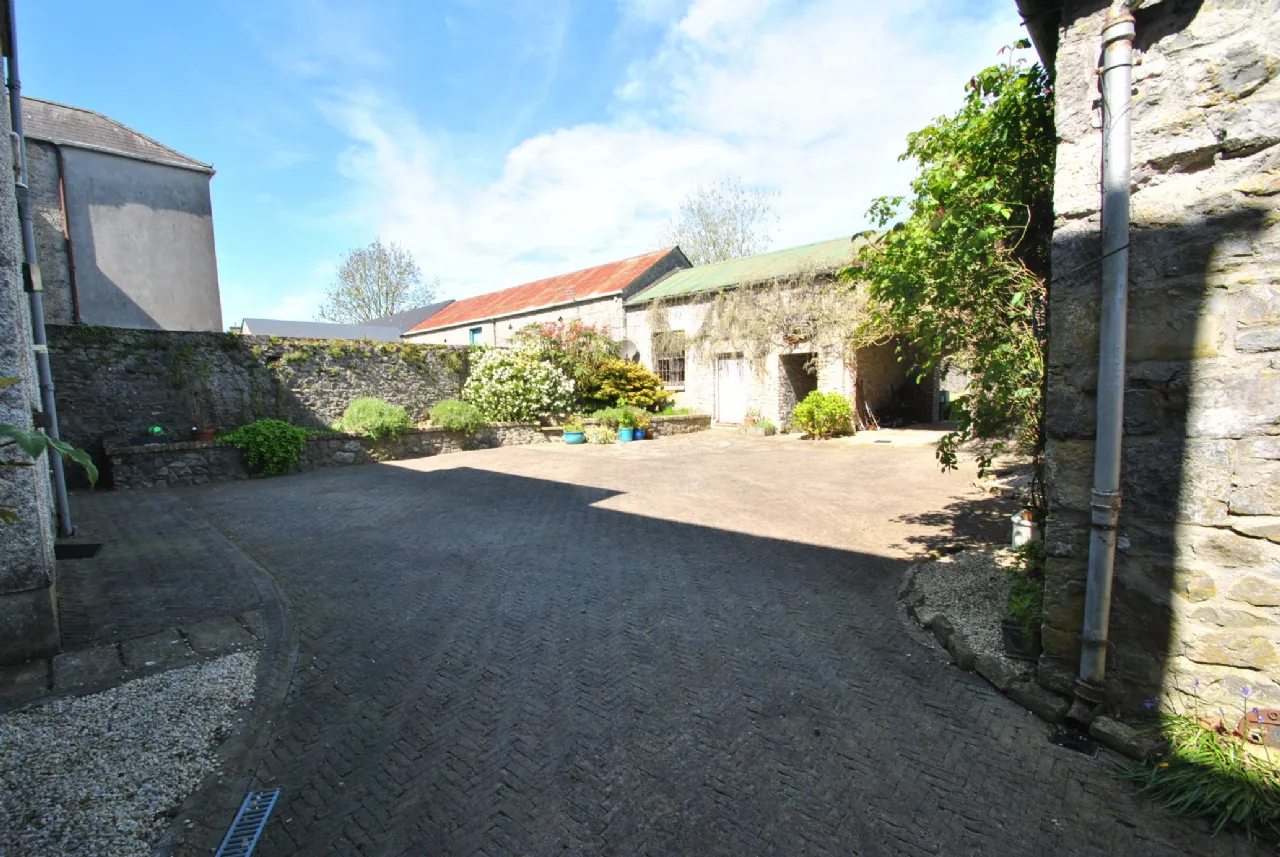 Photo of 4 John's Mall, Birr, Co Offaly, R42 VO45