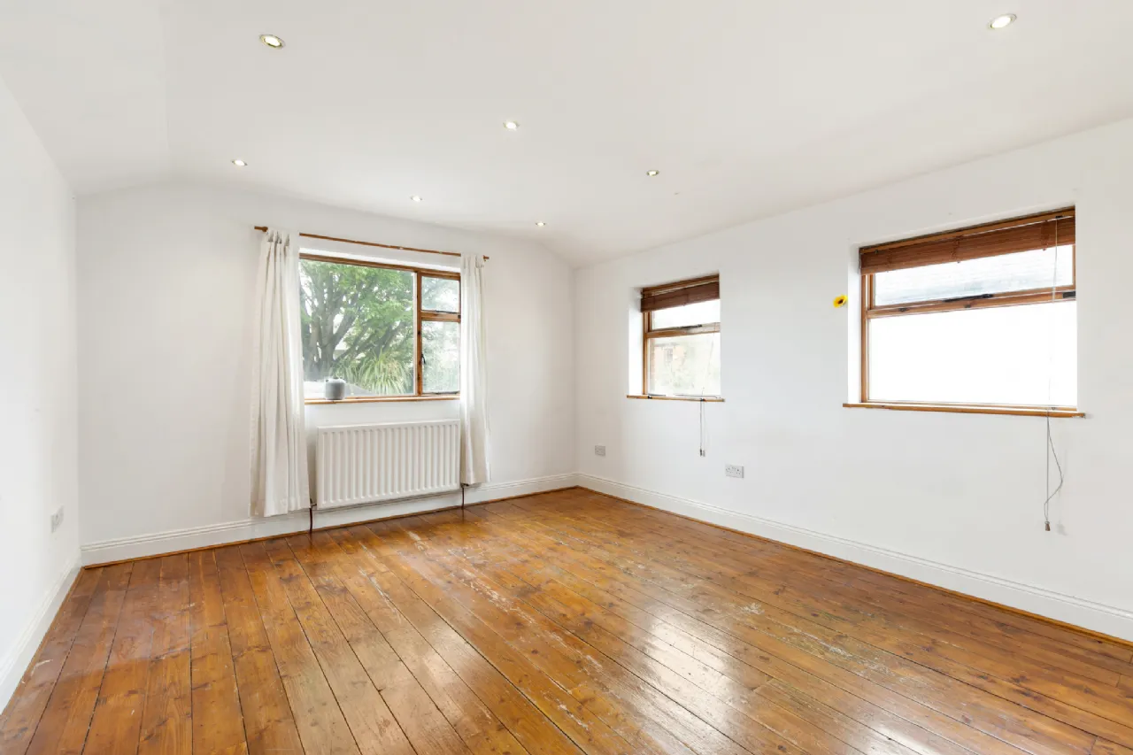 Photo of 27 Bloomfield Avenue, Dublin 8, D08 K3K6