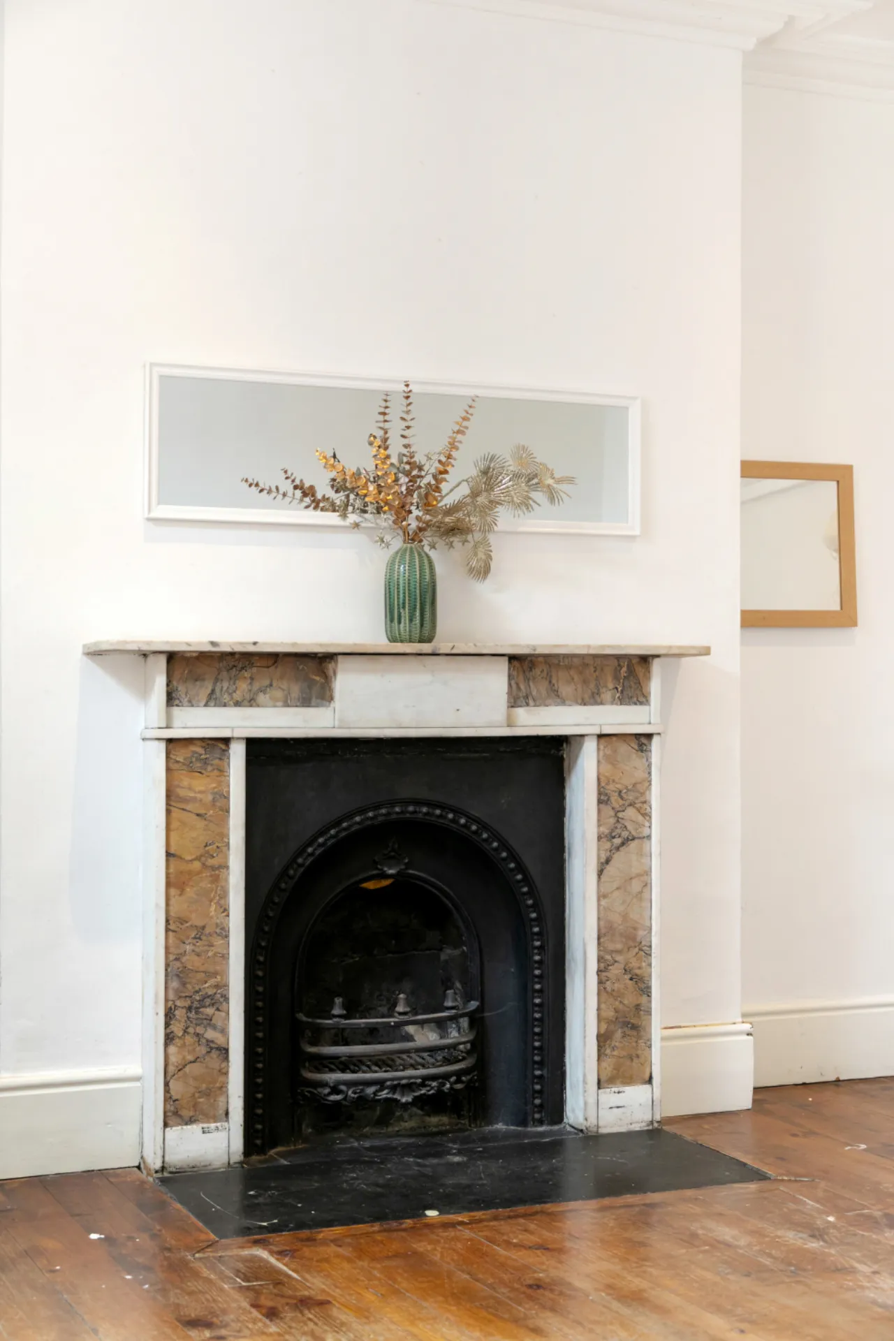 Photo of 27 Bloomfield Avenue, Dublin 8, D08 K3K6