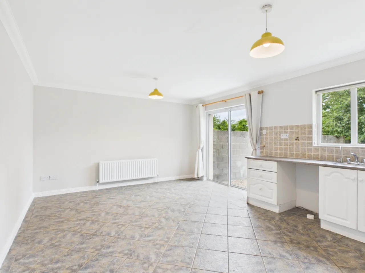 Photo of 89 Aughanteeroe, Gort Road, Ennis, Co Clare, V95 T62D