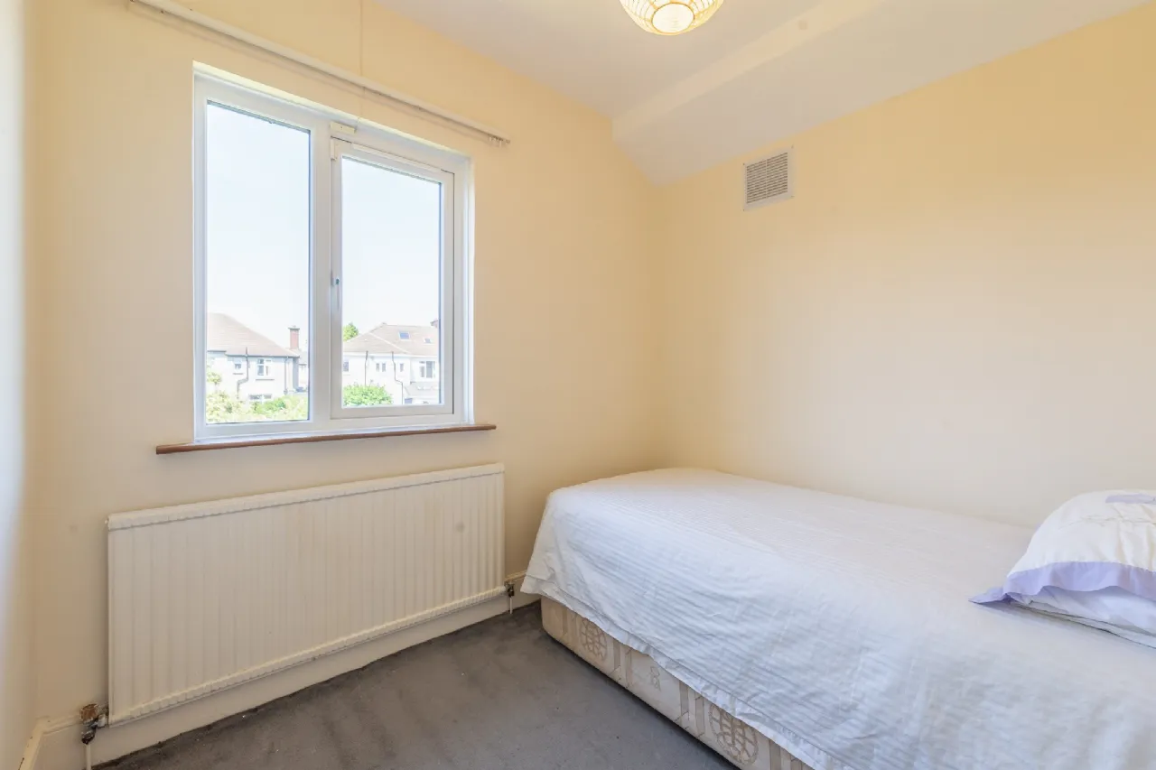 Photo of 26 Lavarna Grove, Terenure, Dubin 6w, D6W RY68