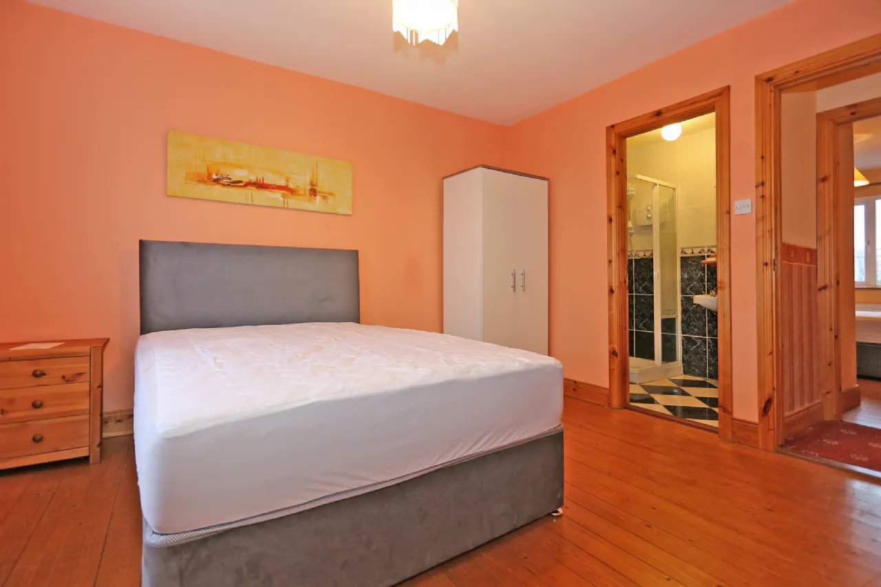 Photo of 31 Woodview Heights, Sixmilebridge, Co. Clare, V95H6K1