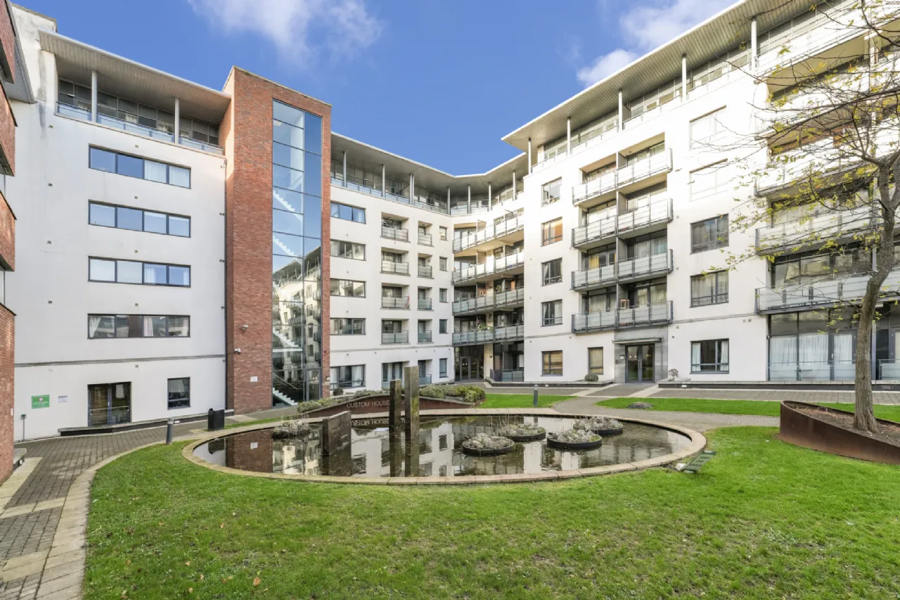 Photo of 6 Barrow House, Custom House Square, IFSC, Dublin 1, D01 A317