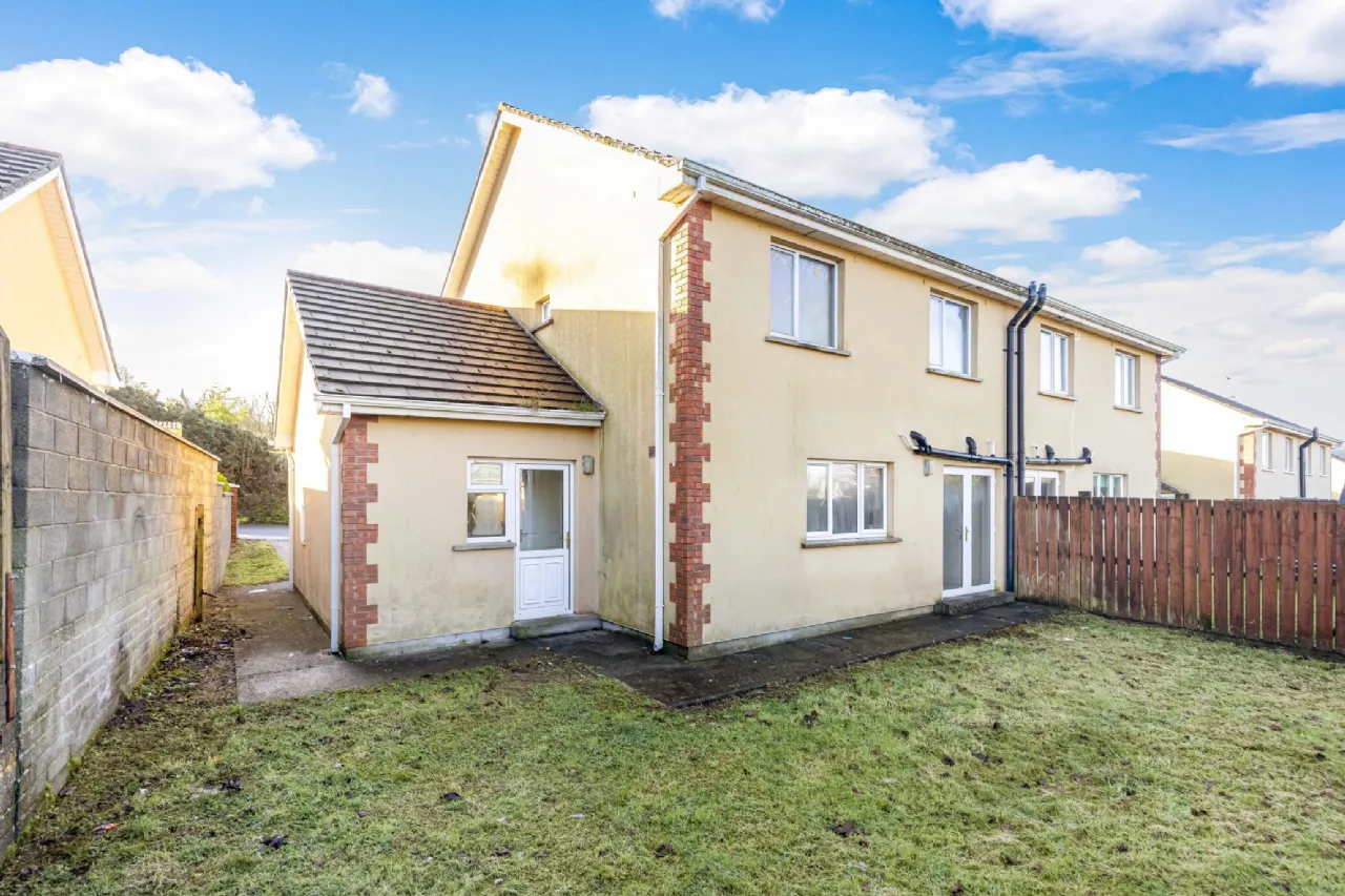 Photo of 32 Beechwood Avenue, Ballyjamesduff, Co. Cavan, A82 A6Y7