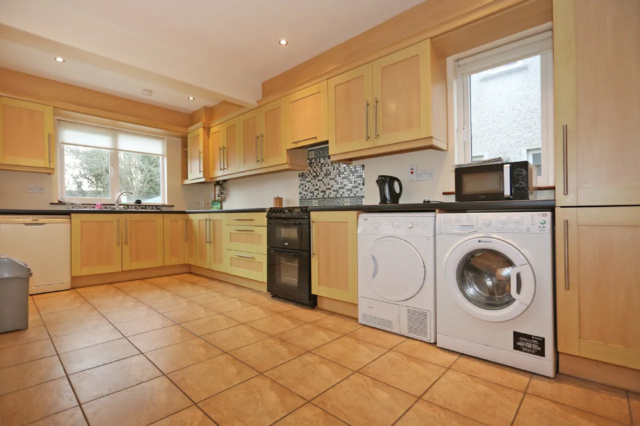 Photo of 27 Dun Aras, Shannon, Clare, V14DF22