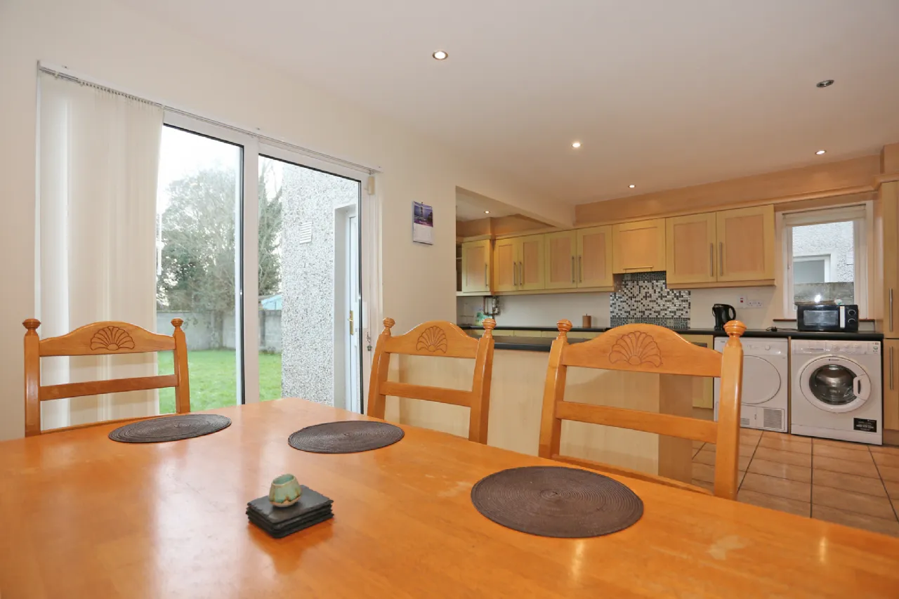 Photo of 27 Dun Aras, Shannon, Clare, V14DF22