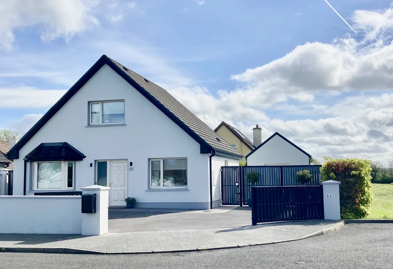 Photo of 45 Woodview Green, Listowel, Co. Kerry, V31 Y628
