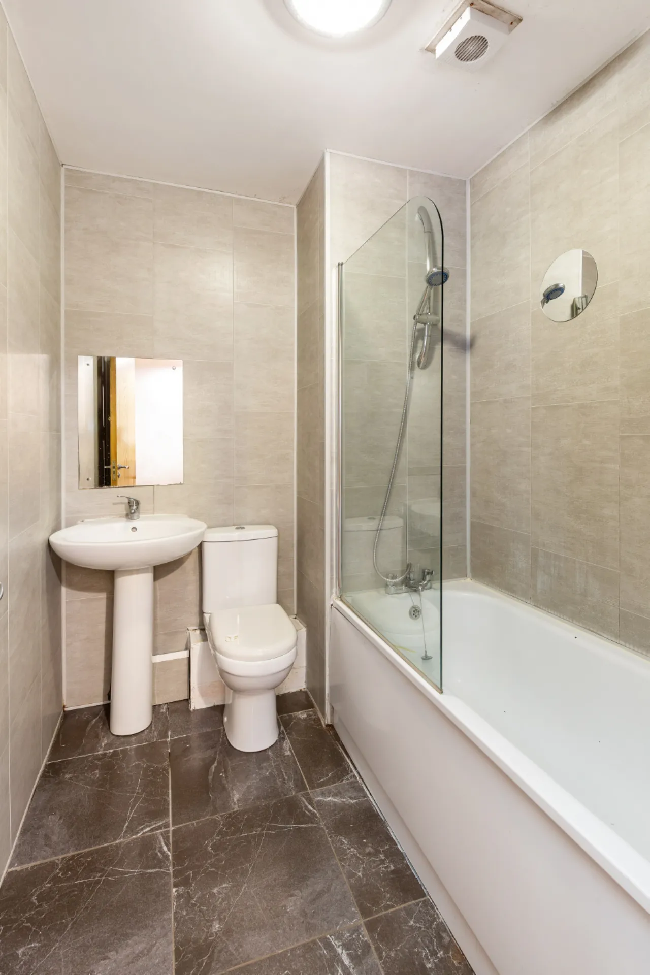 Photo of 1 Scariff Hall, Waterville Hall, Blanchardstown, Dublin 15, D15F409