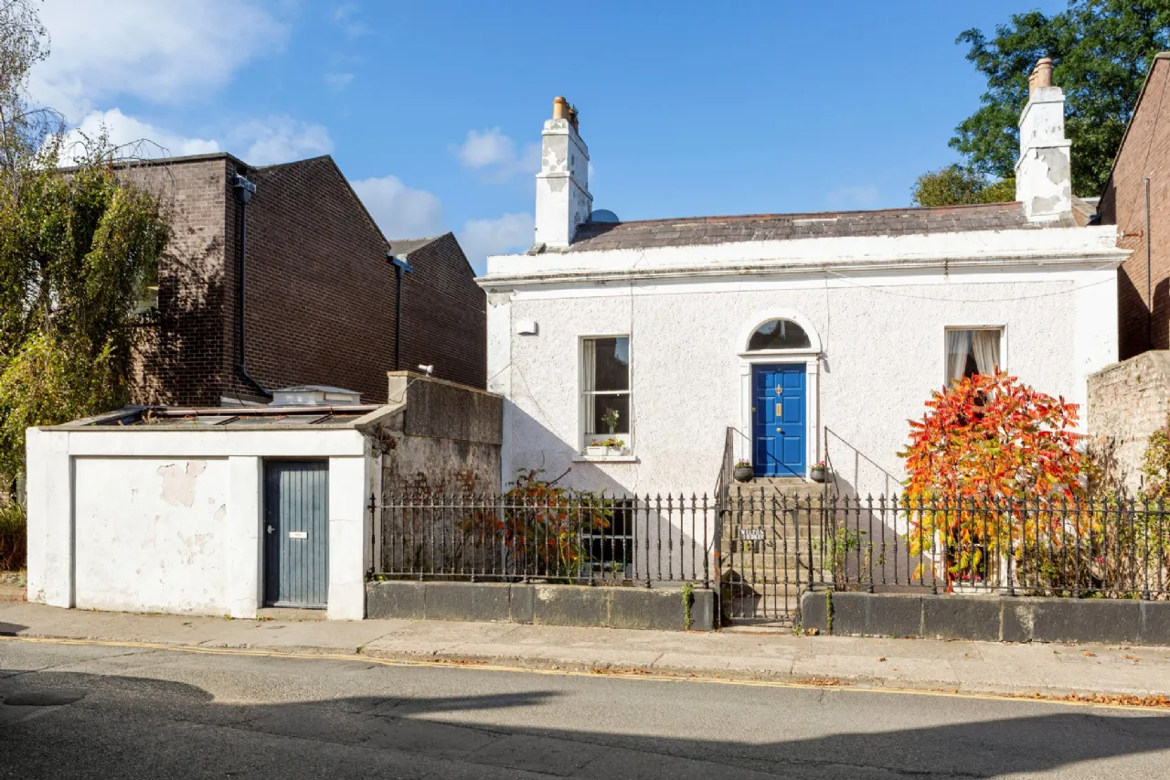 Photo of Wilton Lodge, 6 Claremont Road, Sandymount, Dublin 4, D04 W990