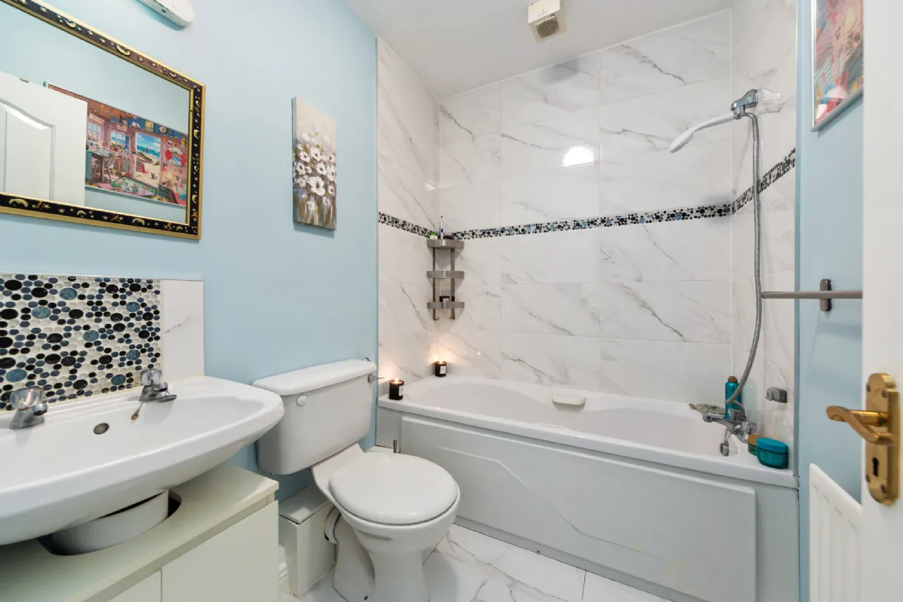 Photo of 16 Larkfield Square, Lucan, Co. Dublin, K78F865