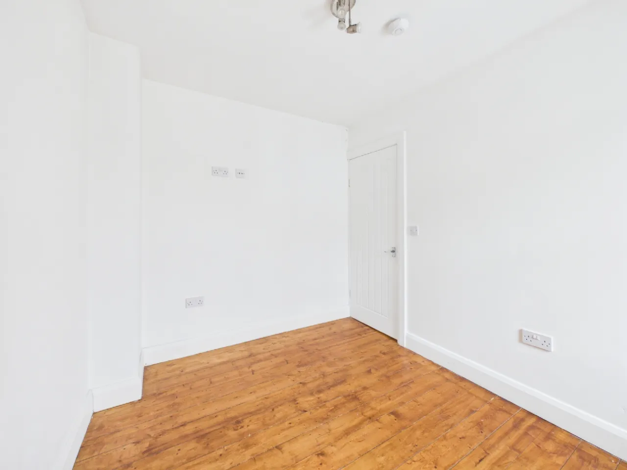 Photo of 34 Grattan Terrace, Francis St, Waterford, X91 W83H