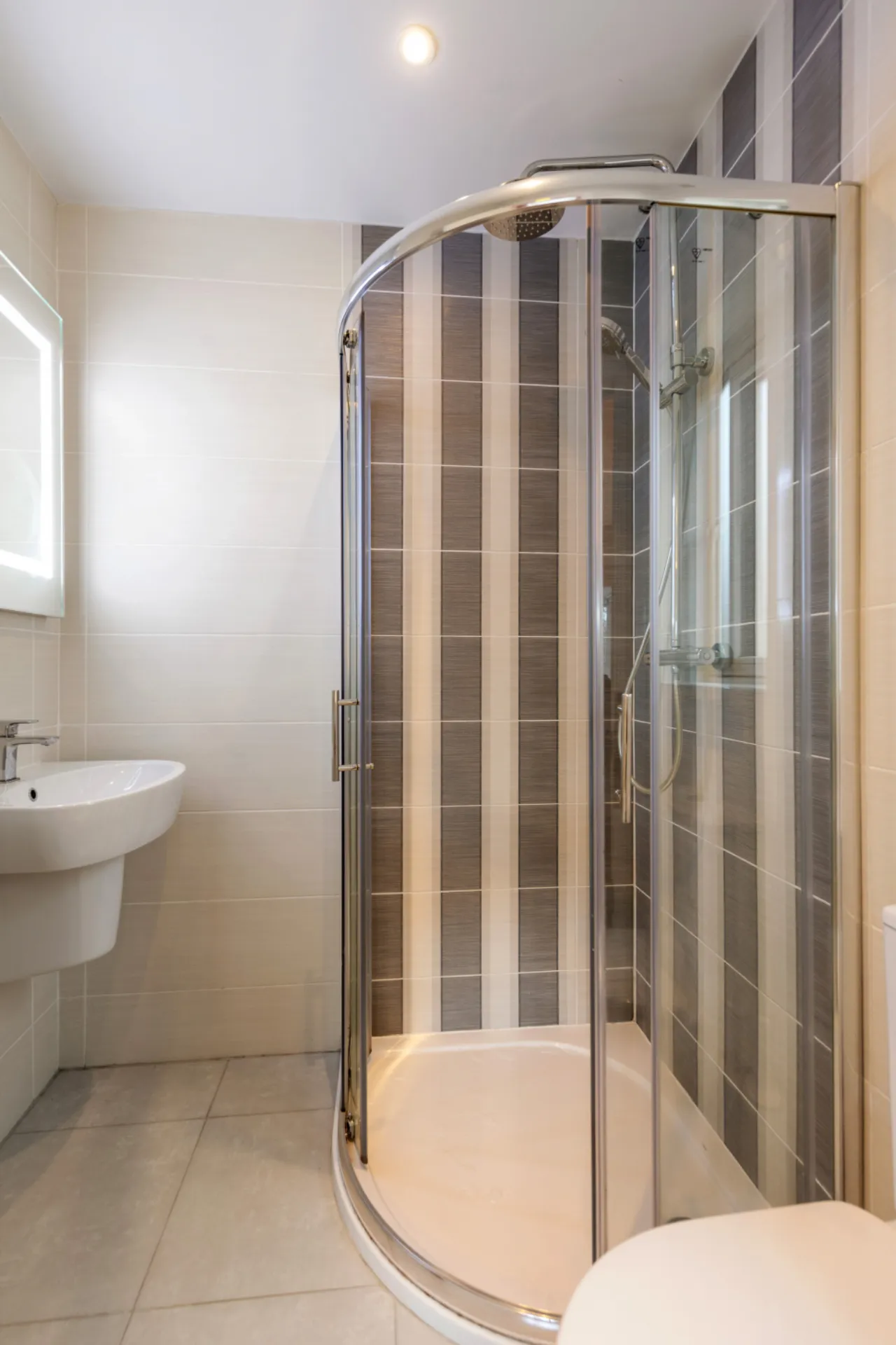 Photo of 23 Brighton Avenue, Foxrock, Dublin 18, D18 W7Y2