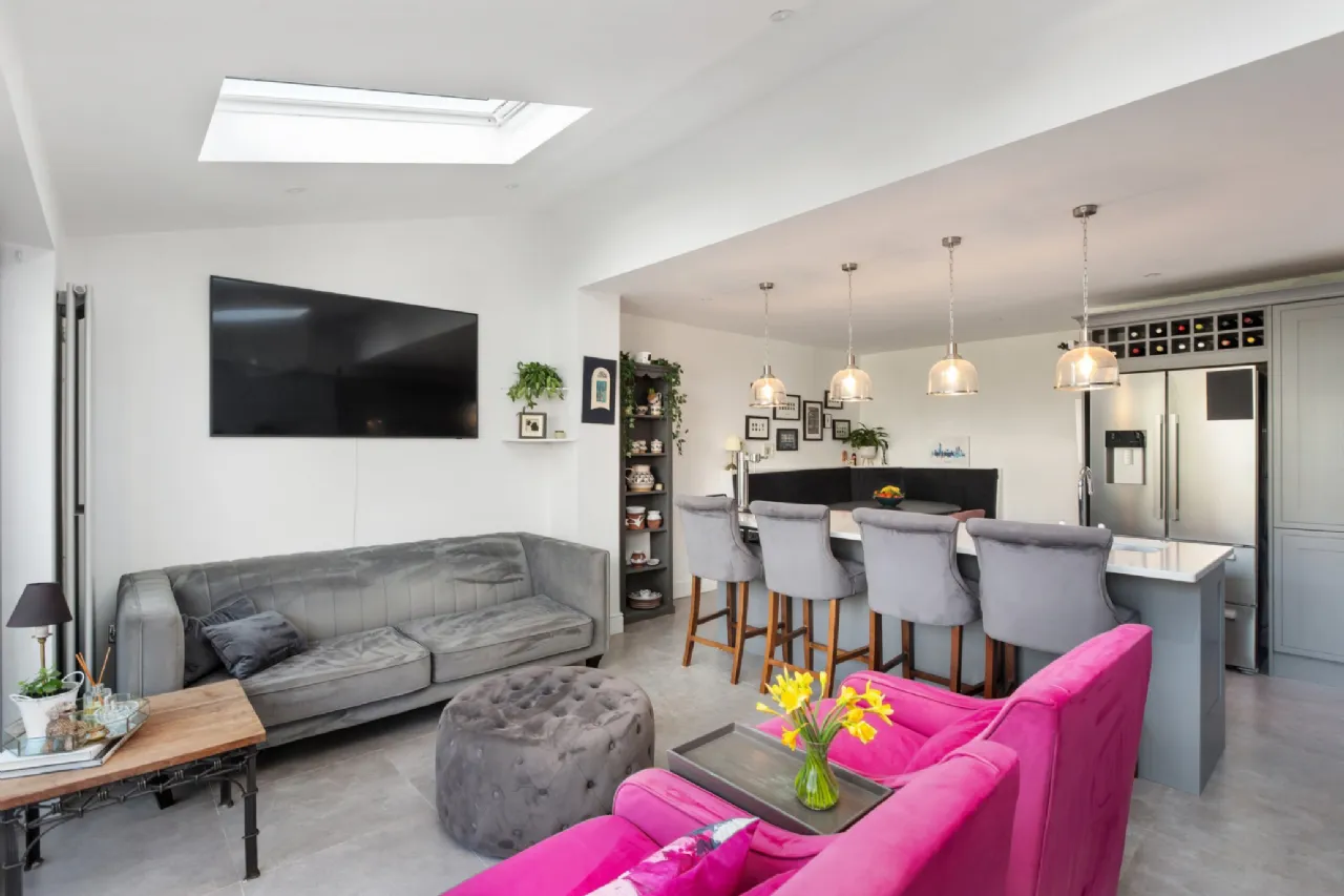 Photo of 19 Woodstown Close, Knocklyon, Dublin 16, D16Y077