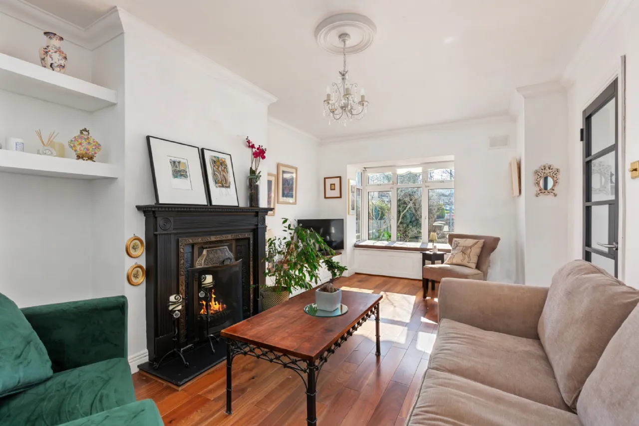 Photo of 19 Woodstown Close, Knocklyon, Dublin 16, D16Y077