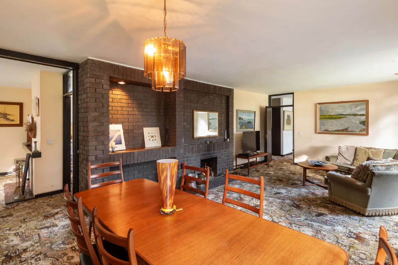 Photo of 20 Kilteragh Pines, Foxrock, Dublin 18, D18 T6P6