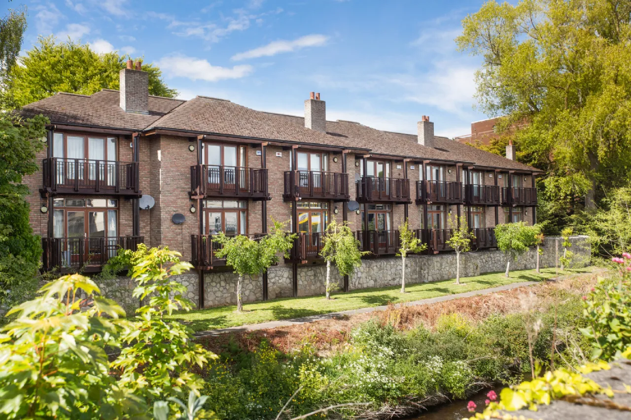 Photo of 6 Dunbur, Brookvale Road, Donnybrook, Dublin 4, D04 W2XO