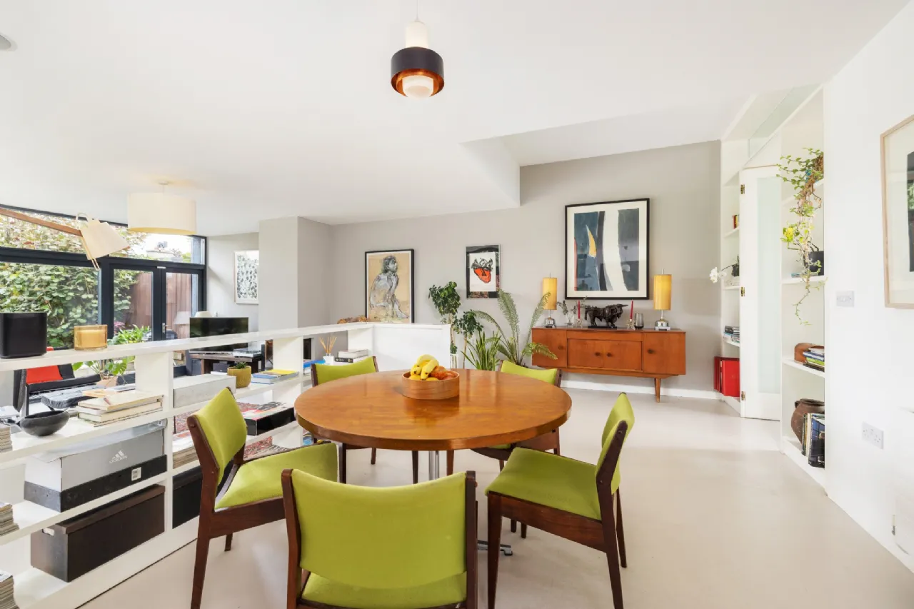 Photo of 61 Ailesbury Grove, Dundrum, Dublin 16, D16 YY24