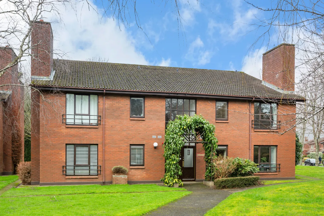 Photo of 8 The Parklands, Castleside Drive, Rathfarnham, Dublin 14, D14 V295